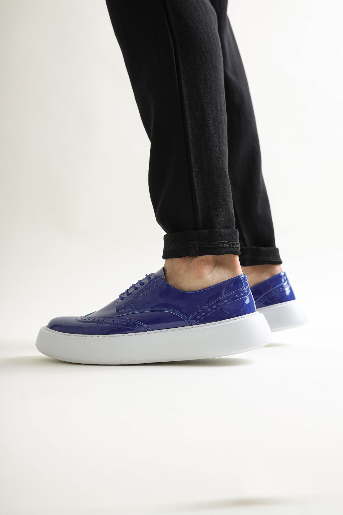 Marsetti Herren Blaue Lackleder Dicke Sohle Freizeitschuhe